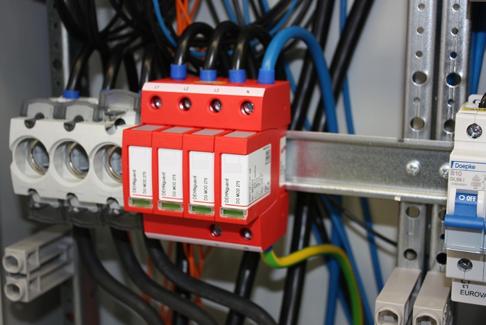U berspannungsschutz bei Elektro Richard Koch in Mistelgau
